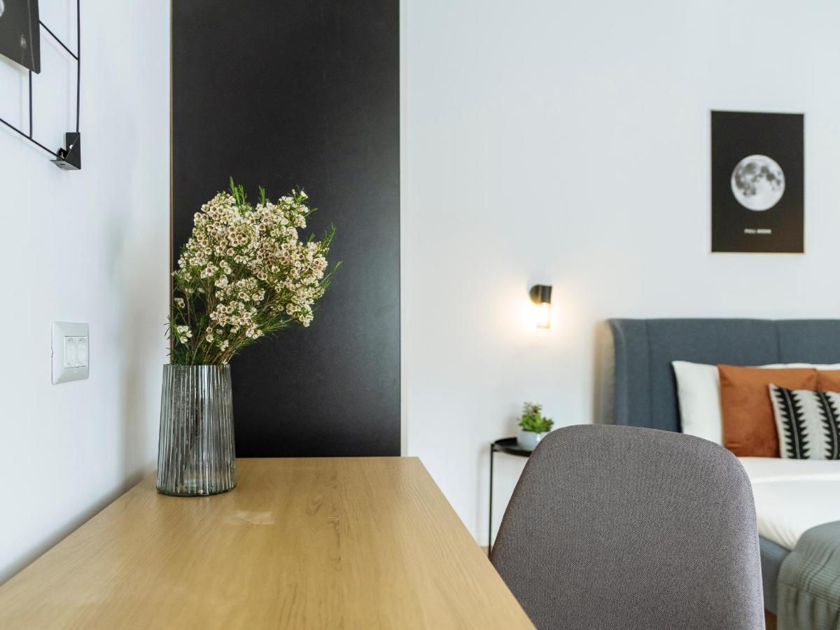Bright 3Br Flat - Top Location - Green View Balcony Bucarest Exterior foto